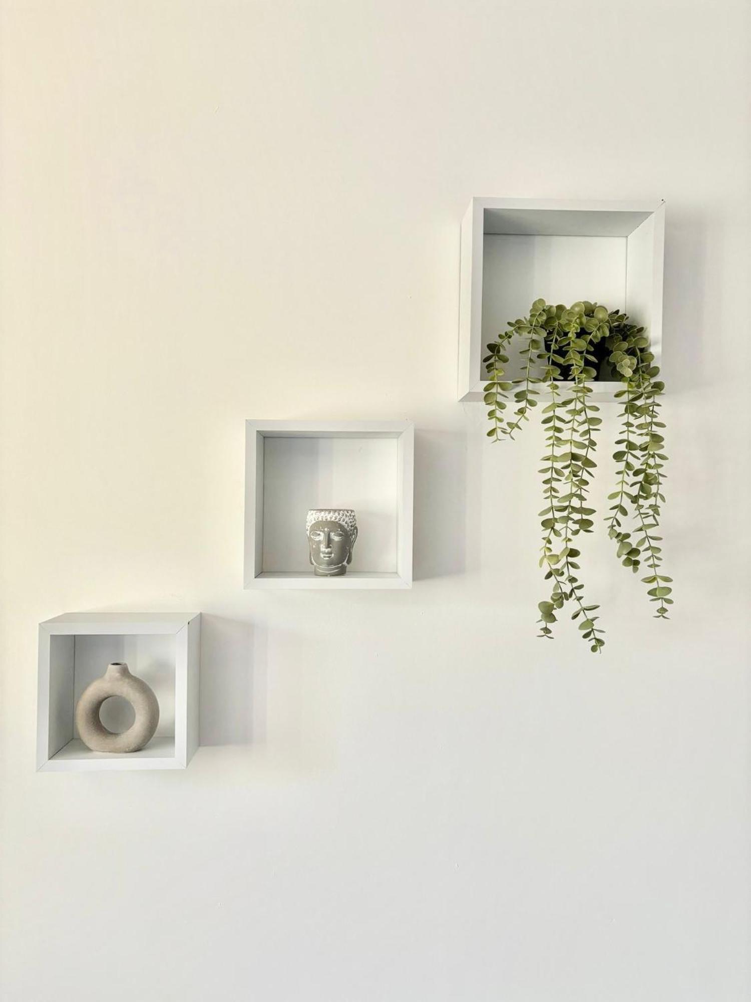 Apartment Perfect For Contractors & Families With Free Secure Parking! *